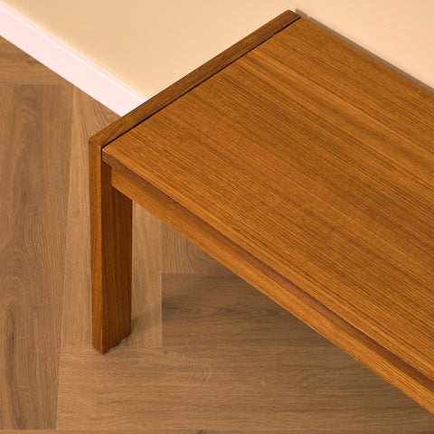 Svenskt sidobord / TV-bänk i teak