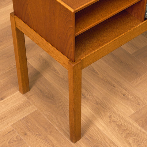 Hallbänk i teak och ek