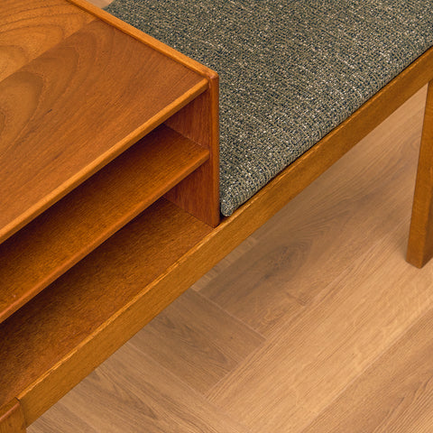 Hallbänk i teak och ek