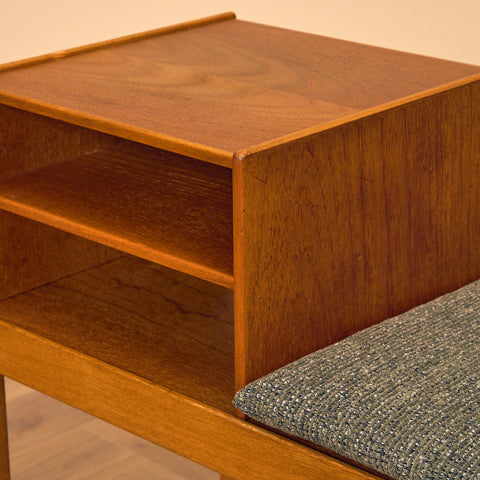 Hallbänk i teak och ek