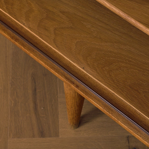 Danskt sideboard i ek av Anker Sørensen