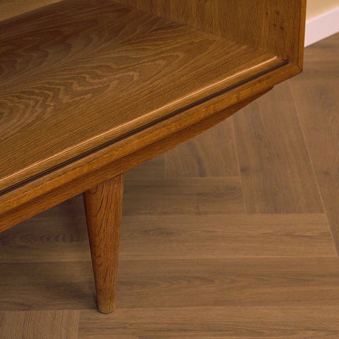 Danskt sideboard i ek av Anker Sørensen