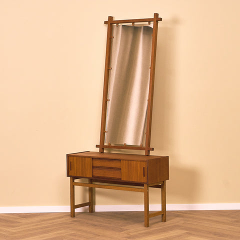 Svenskt hallbord med spegel i teak och ek