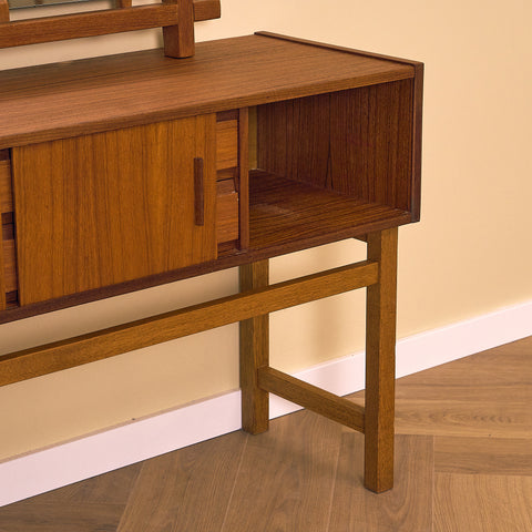 Svenskt hallbord med spegel i teak och ek