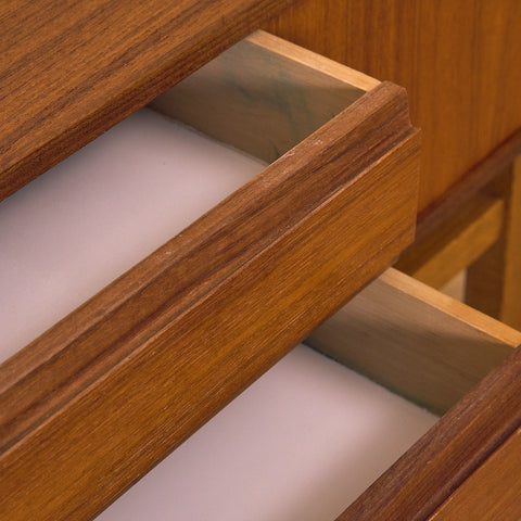 Svenskt hallbord med spegel i teak och ek