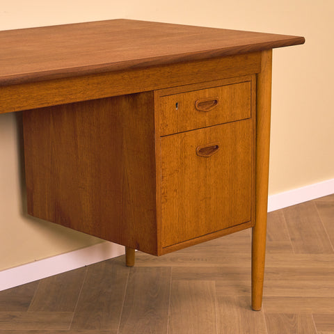 Swedish writing desk in teak and beech