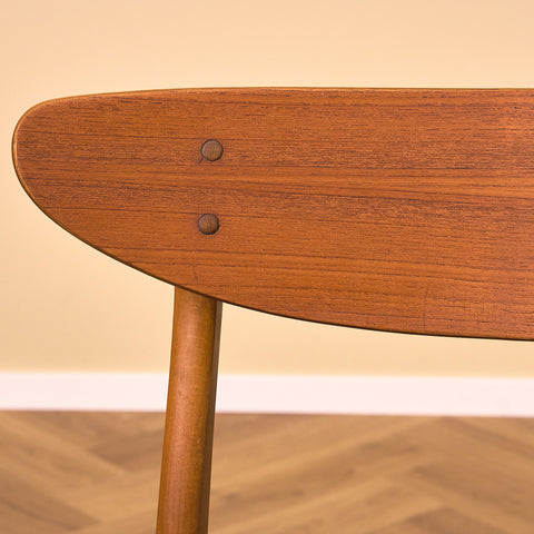 Danska matstolar i teak och bok av Farstrup, modell '210'