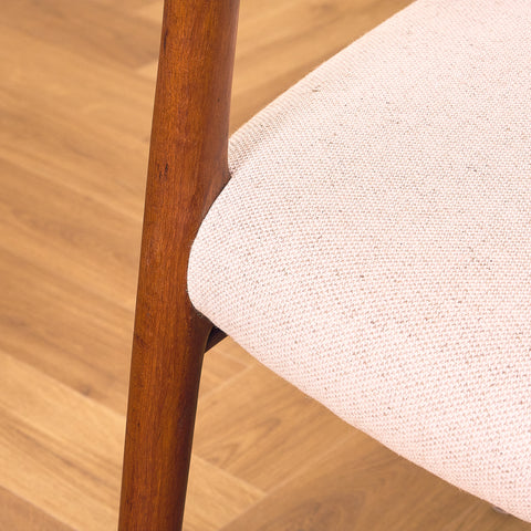 Danish set of 4 dining chairs 'model 75' by Niels O. Moller