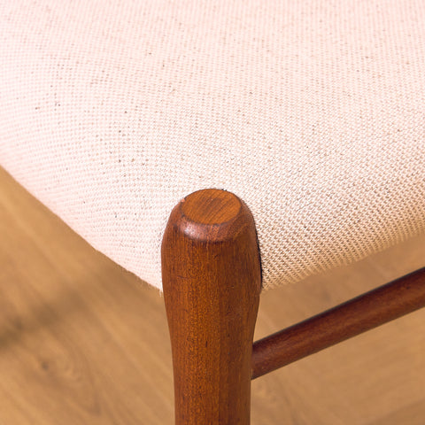 Danish set of 4 dining chairs 'model 75' by Niels O. Moller