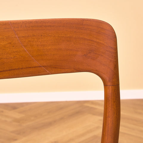 Danish set of 4 dining chairs 'model 75' by Niels O. Moller