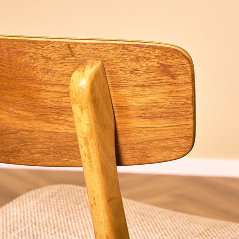 Danskt set med 6 matstolar i teak och bok från Farstrup