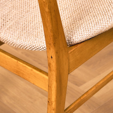 Danskt set med 6 matstolar i teak och bok från Farstrup