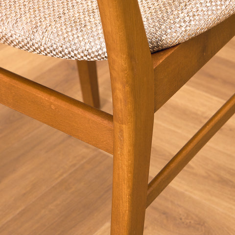 Danskt set med 6 matstolar i teak och bok från Farstrup