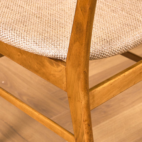 Danskt set med 6 matstolar i teak och bok från Farstrup