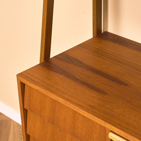 Svensk bokhylla i teak och bokträ