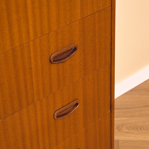 Svensk byrå i mahogny