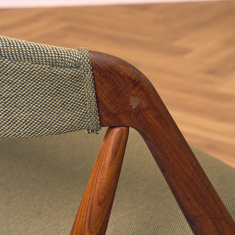 Danish dining chairs in walnut, model 31 by Kai Kristiansen