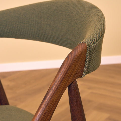 Danish dining chairs in walnut, model 31 by Kai Kristiansen