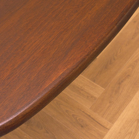 Danish oval dining table in mahogany by Skovby Møbelfabrik