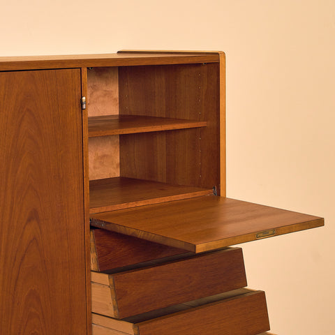 Swedish highboard in teak by Hugo Troeds, Bjärnum
