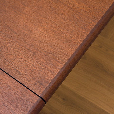 Danskt ovalt matbord i mahogny från Skovby Møbelfabrik