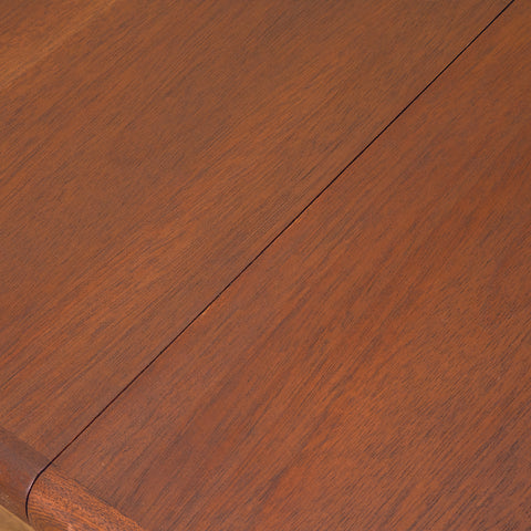 Danskt ovalt matbord i mahogny från Skovby Møbelfabrik