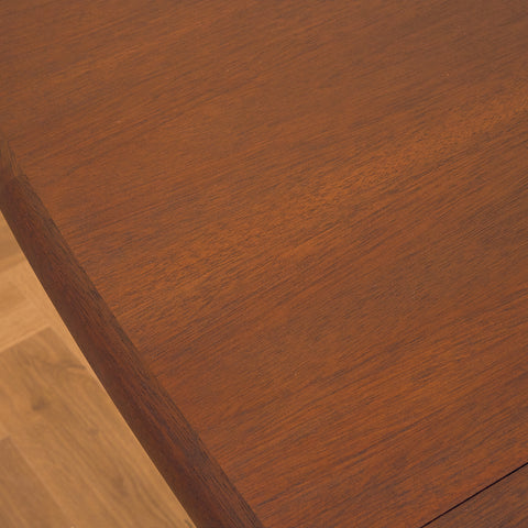 Danskt ovalt matbord i mahogny från Skovby Møbelfabrik