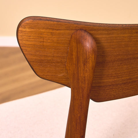 Danish set of 6 dining chairs in teak by Schiønning & Elgaard