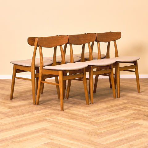Danska matstolar i teak och bok av Findahl, modell 'Mosbøl'