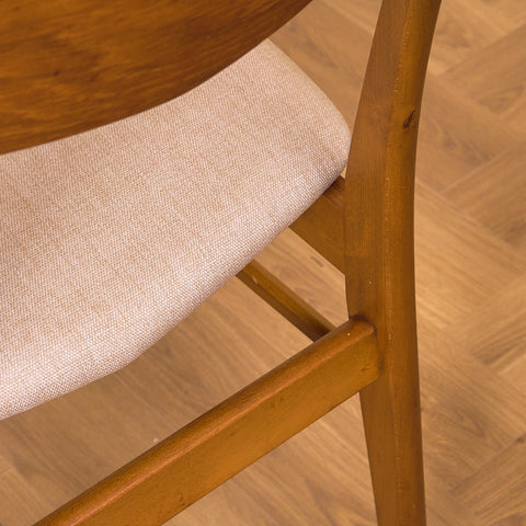 Danska matstolar i teak och bok av Findahl, modell 'Mosbøl'