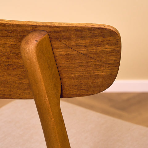 Danska matstolar i teak och bok av Findahl, modell 'Mosbøl'