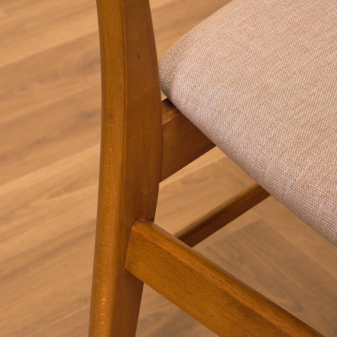 Danska matstolar i teak och bok av Findahl, modell 'Mosbøl'