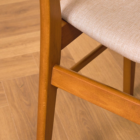 Danska matstolar i teak och bok av Findahl, modell 'Mosbøl'