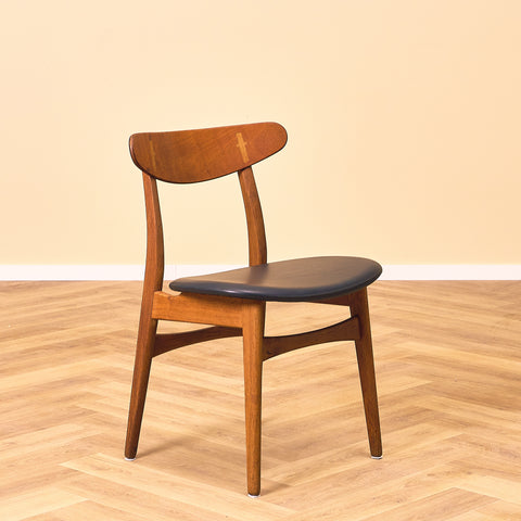 Danish set of 4 dining chairs model CH30 by Hans J. Wegner for Carl Hansen & Son