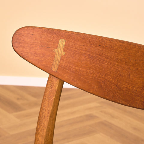 Danish set of 4 dining chairs model CH30 by Hans J. Wegner for Carl Hansen & Son