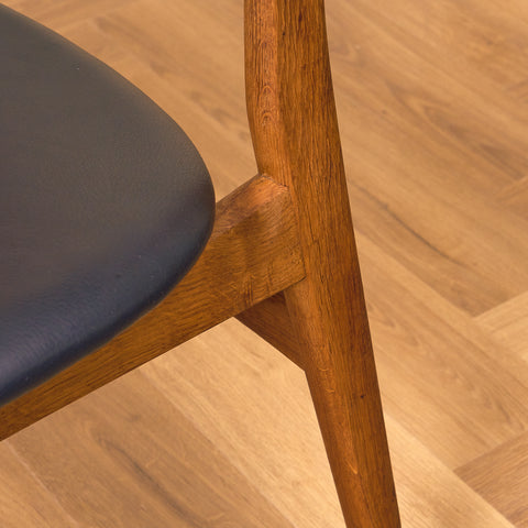 Danish set of 4 dining chairs model CH30 by Hans J. Wegner for Carl Hansen & Son