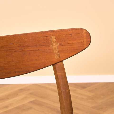 Danish set of 4 dining chairs model CH30 by Hans J. Wegner for Carl Hansen & Son