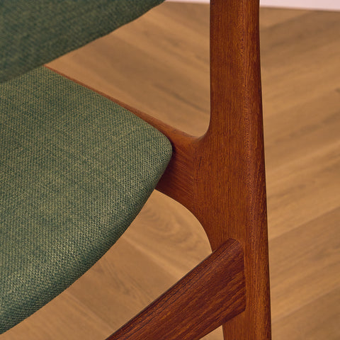 Danish dining chairs in teak by Johannes Andersen for Uldum Mobelfabrk