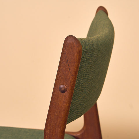 Danish dining chairs in teak by Johannes Andersen for Uldum Mobelfabrk