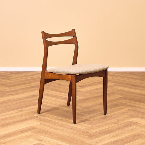Danish dining chairs in teak by Sven Ellekaer for Christian Linneberg Møbelfabrik