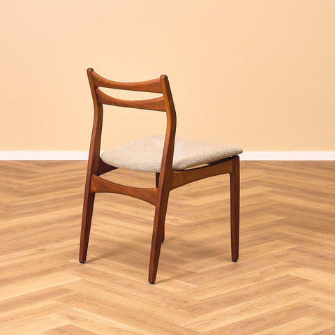 Danish dining chairs in teak by Sven Ellekaer for Christian Linneberg Møbelfabrik