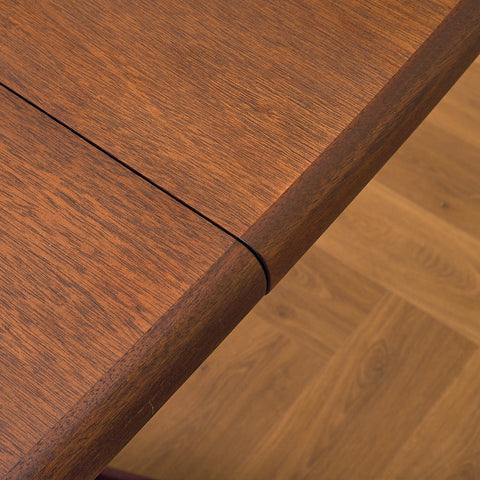 Danskt ovalt matbord i mahogny från Skovby Møbelfabrik