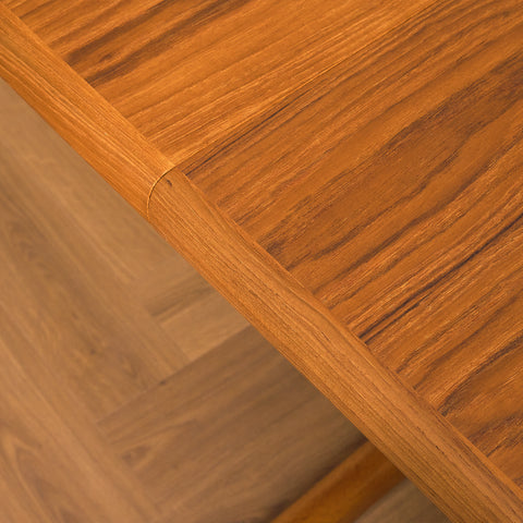 Danskt ovalt matbord i mahogny från Skovby Møbelfabrik