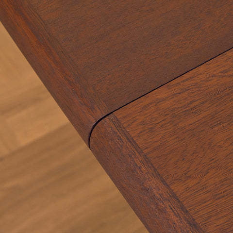 Danskt ovalt matbord i mahogny från Skovby Møbelfabrik