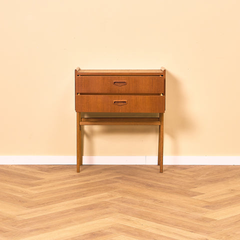 Swedish small chest of drawers in teak and oak