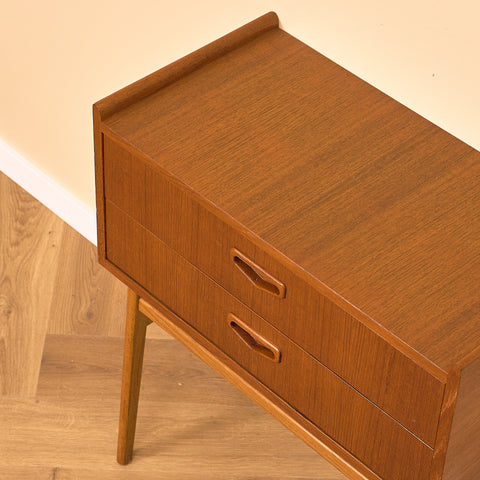 Swedish small chest of drawers in teak and oak