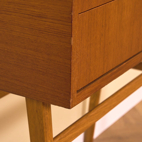 Swedish small chest of drawers in teak and oak