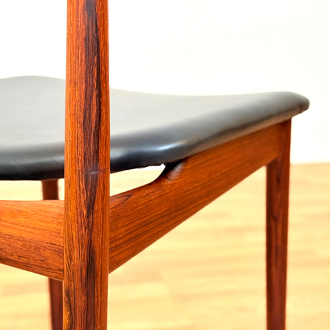 Danish dining chairs in Santos rosewood by Henry Rosengren Hansen for Brande Møbelindustri, model '39'