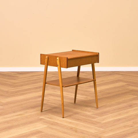 Swedish bedside table in teak by Carlström & Co Möbelfabrik