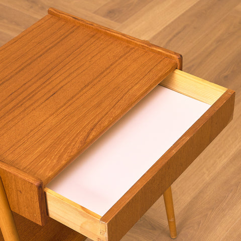 Swedish bedside table in teak by Carlström & Co Möbelfabrik